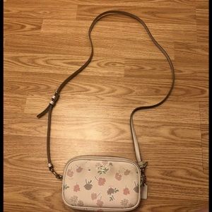 FINAL DROP! Coach crossbody purse